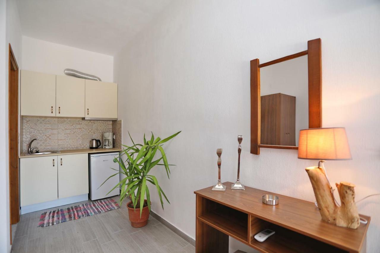 Giasemi Apartments Skópelos Eksteriør bilde